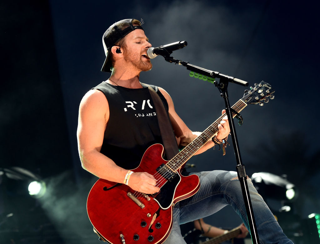 INDIO, CA - APRIL 29:  Musician Kip Moore performs on the Toyota Mane Stage during day 2 of 2017 St...