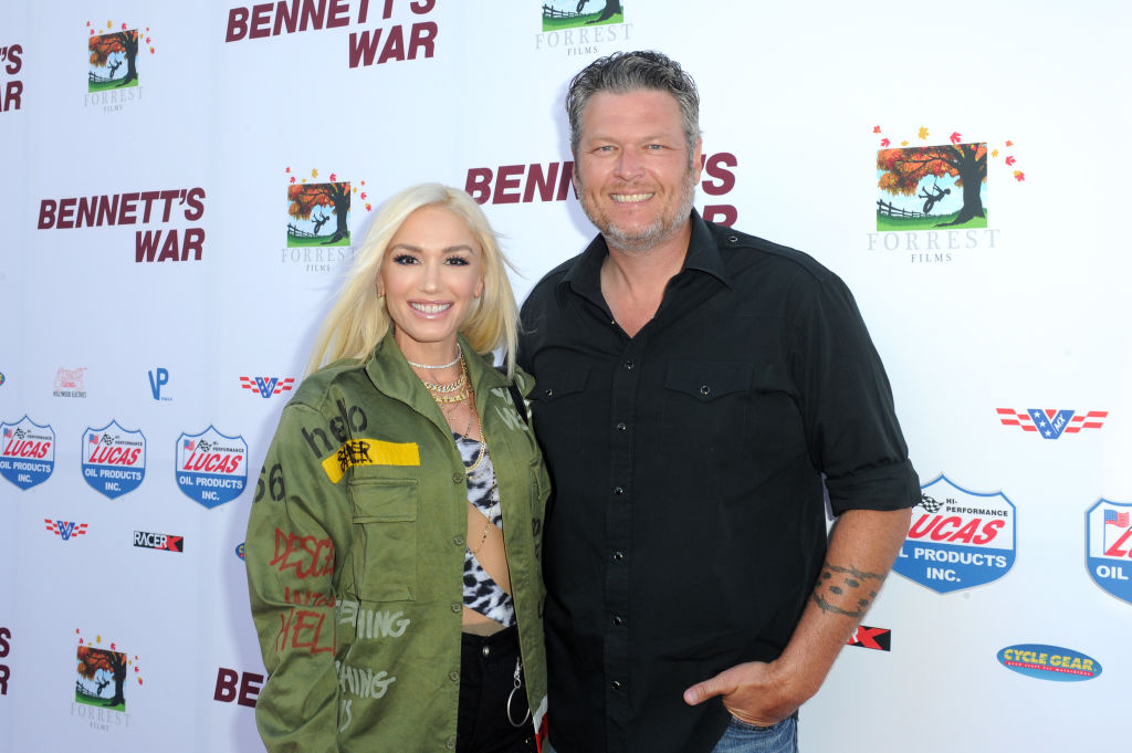 BURBANK, CALIFORNIA - AUGUST 13: (L-R) Gwen Stefani and Blake Shelton attend "Bennett's War" Los An...