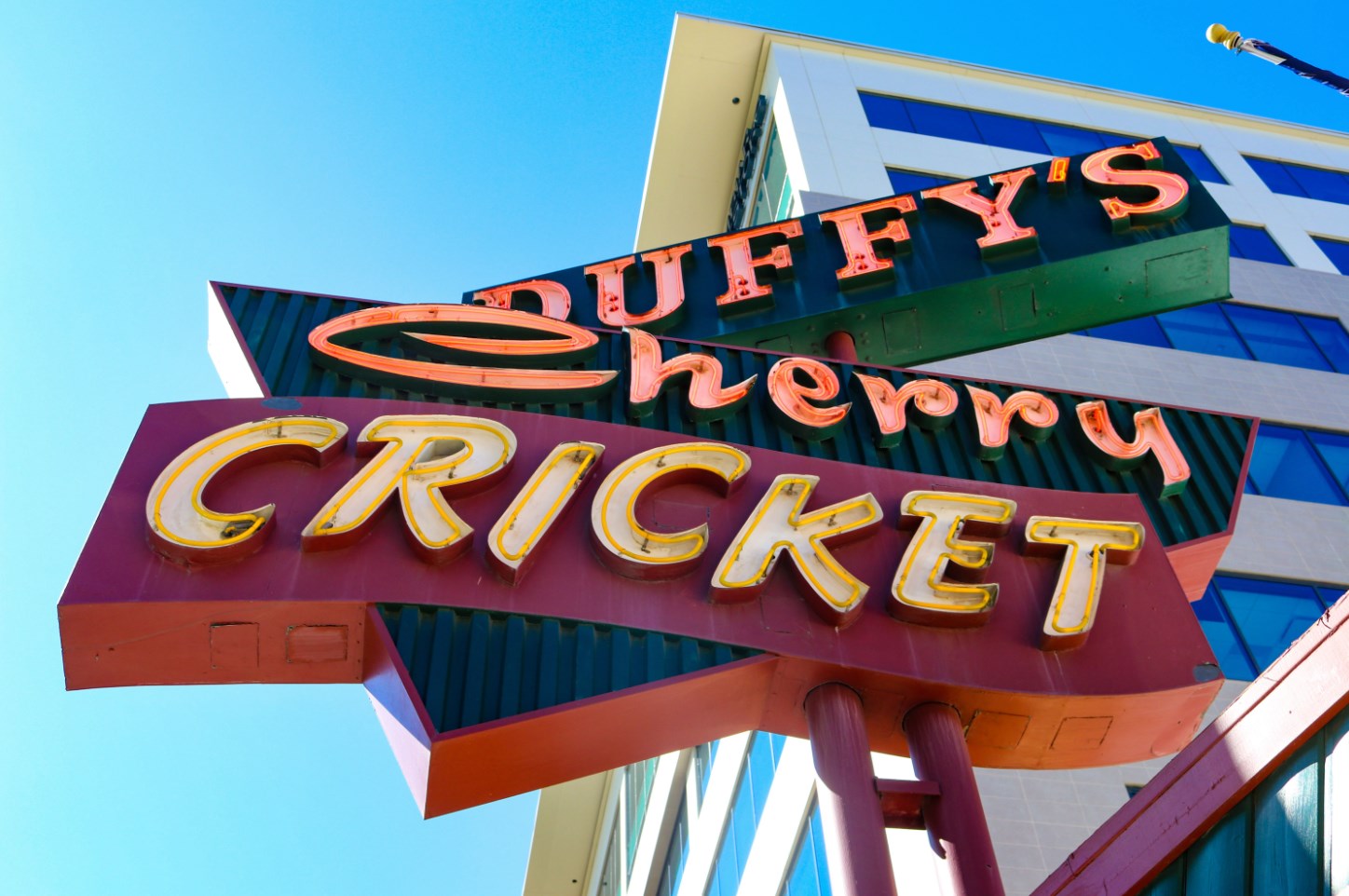 Denver’s famous Cherry Cricket is opening a 4th location, its furthest north yet – 98.5 KYGO