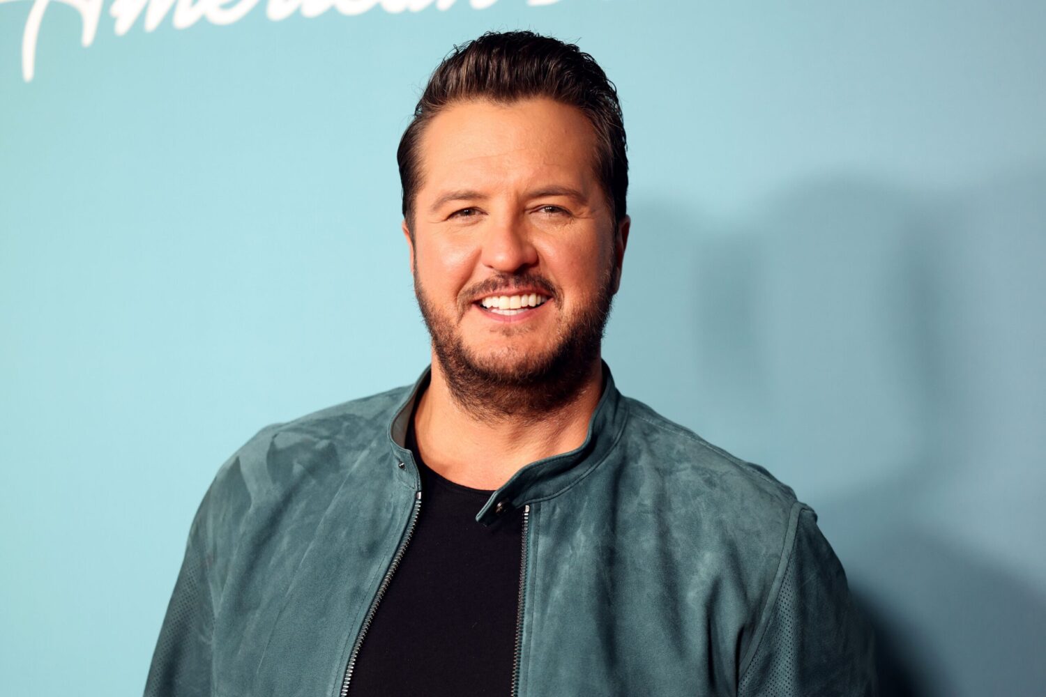 LOS ANGELES, CALIFORNIA - APRIL 22: Luke Bryan attends the "American Idol" Season 22 Top 10 Event a...