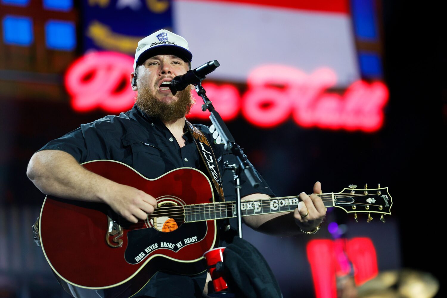 Luke Combs...