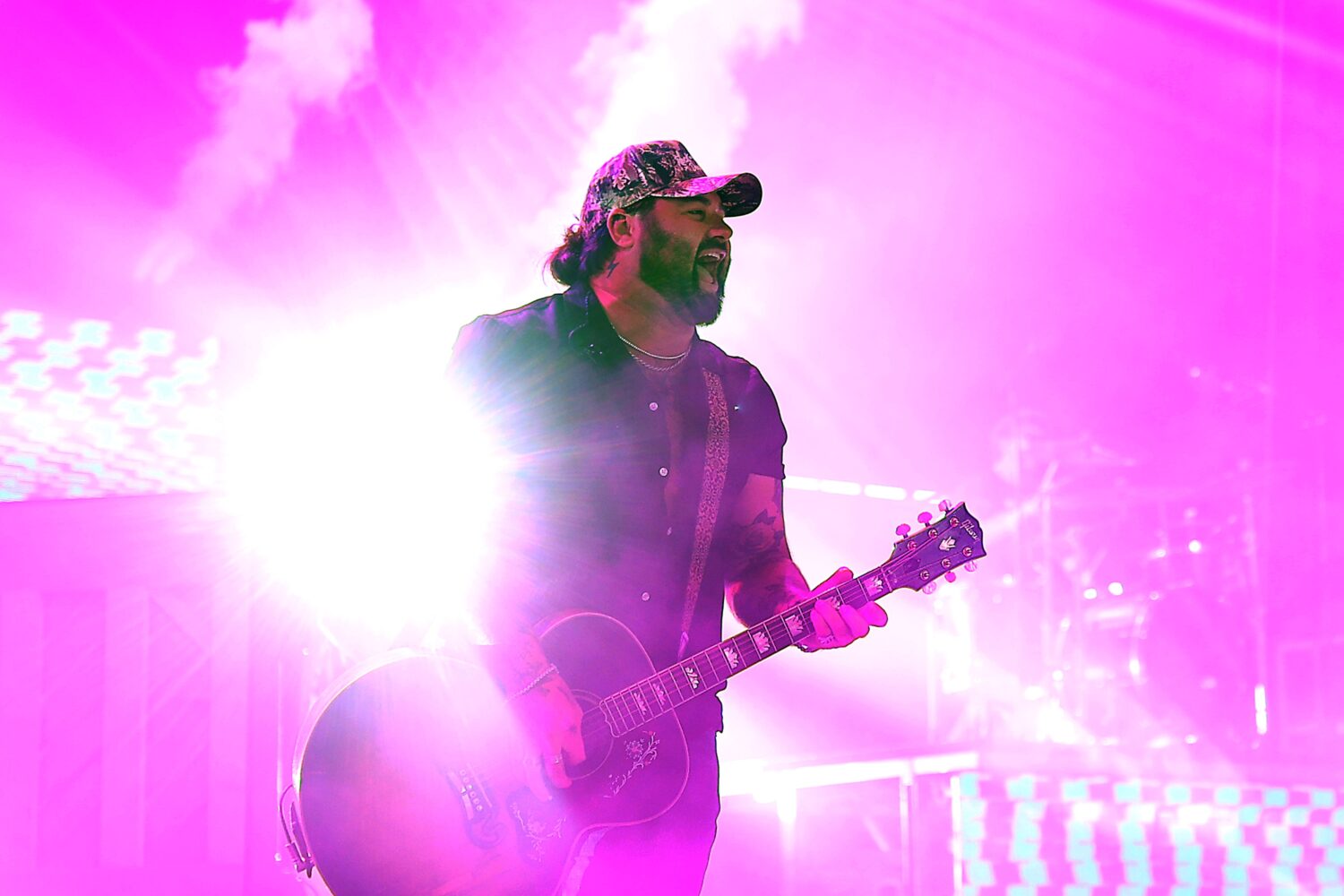 Koe Wetzel...
