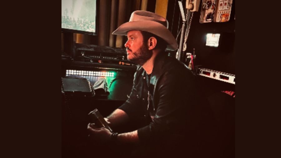 Wade Bowen...