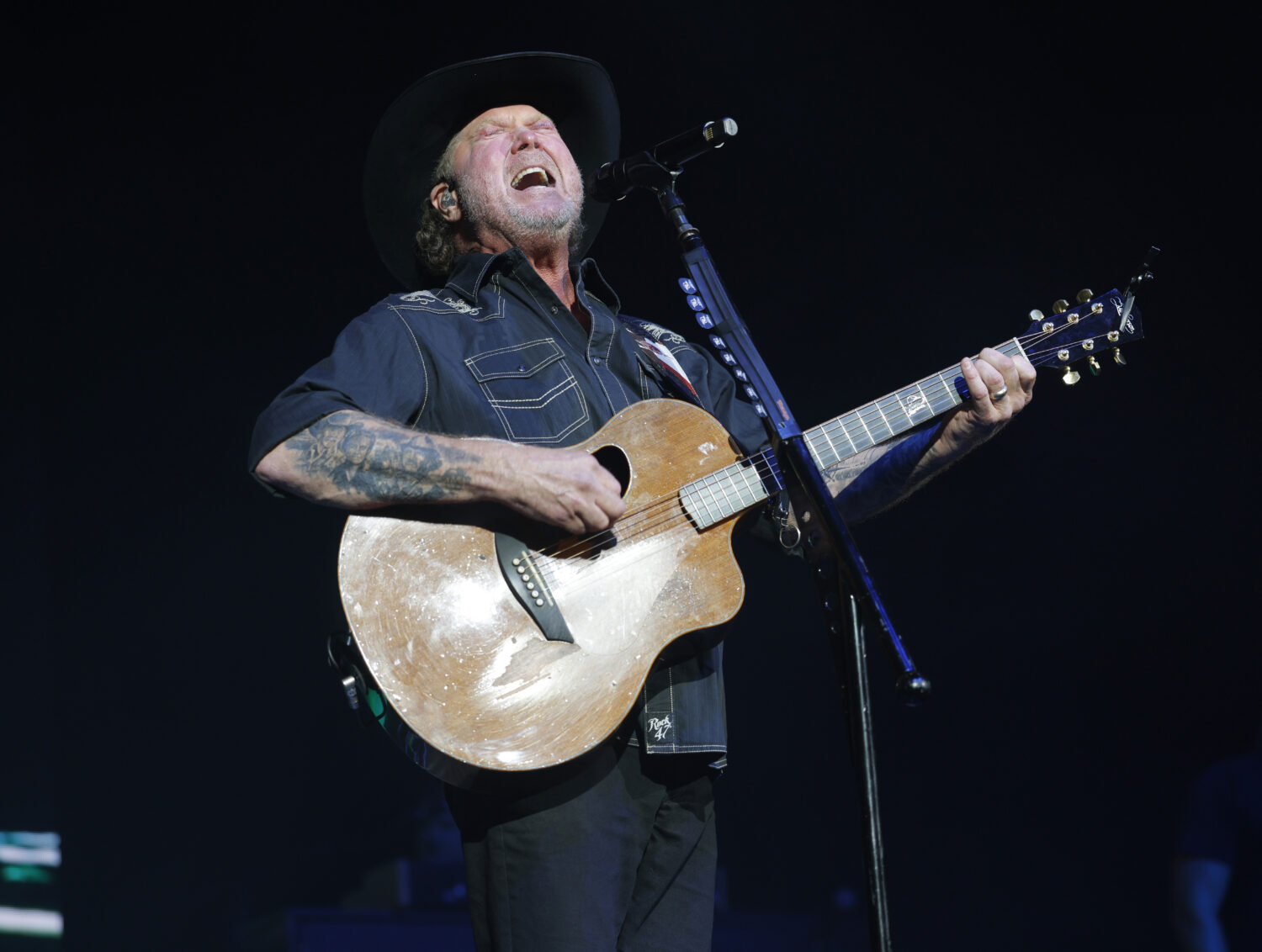 Tracy Lawrence In Concert - Nashville, TN...