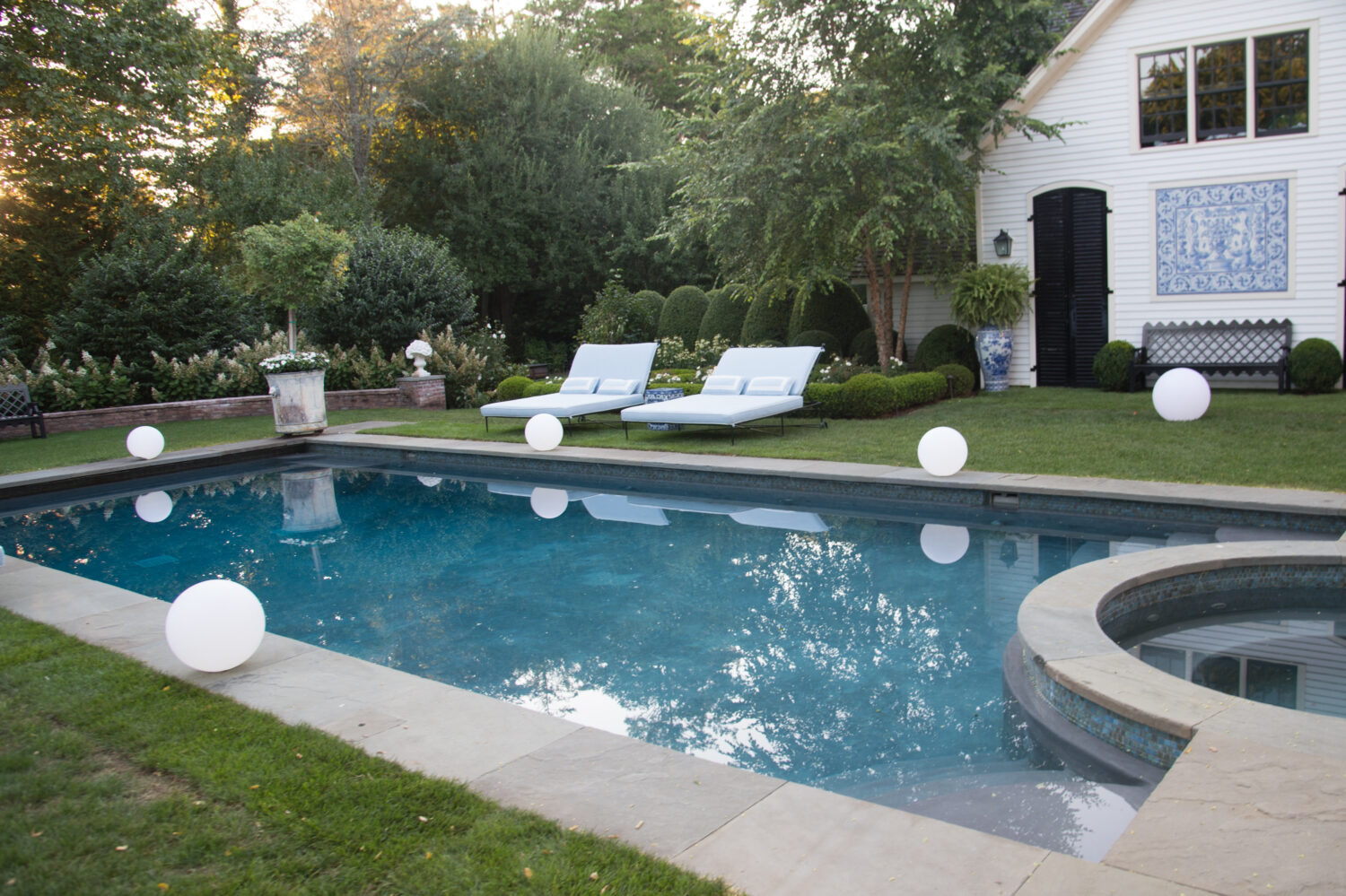 Photo by Mark Sagliocco/Getty Images for Everything But The House...