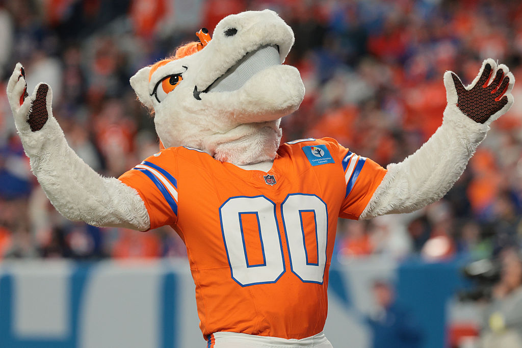 DENVER, COLORADO - JANUARY 04: The Denver Broncos mascot Miles reacts in the second half at Empower...